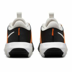 DC5216004-Panske-basketbalove-boty-Nike-Air-Zoom-Coossover-cerne-Sportovni-eshop-cz4.jpg